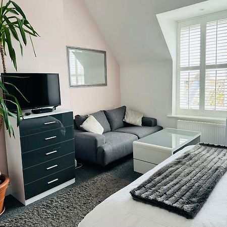 Penthouse Suite, Sea View, Close To Shops, Beach And Train St Leonards-on-Sea Exterior foto